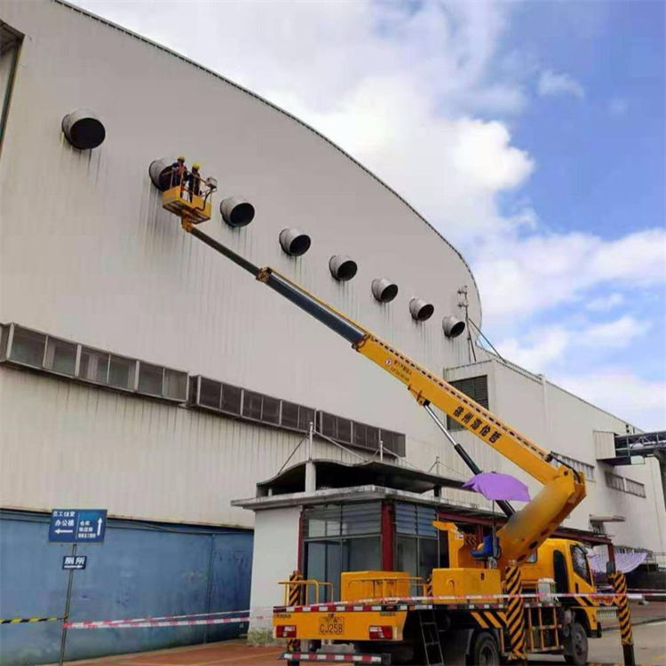 文昌高空作业车出租服务：专业广告牌安装解决方案